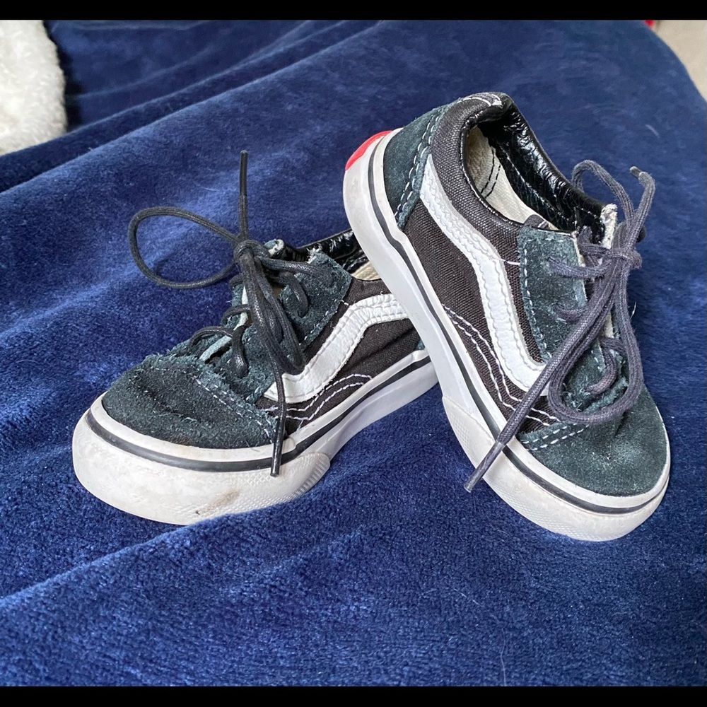 Baby/Toddler Vans size 4